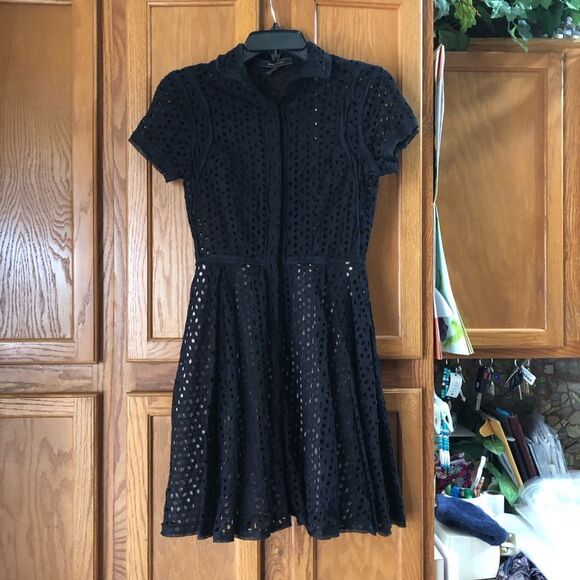 BCBGMAXAZRIA Collared Eyelet Lace Hidden Panel Short Sleeve Mini Dress - 0 - Picture 1 of 15